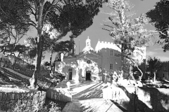 Chapel-black-and-white-2jpg